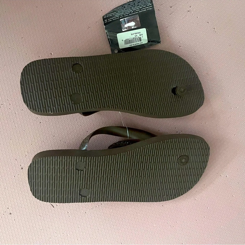 Havaianas Brown Heart Print Flip Flops Size 4/5 US6-6.5